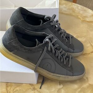 Oliver Cabell Low 1 Grey Ghost.